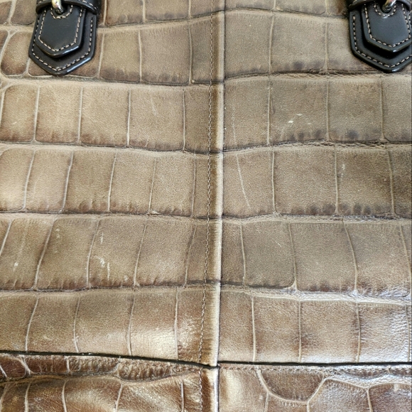 Coach Chelsea Shoukder Bag Chocolate Brown Crocodile Embossed Leather - Picture 7 of 8
